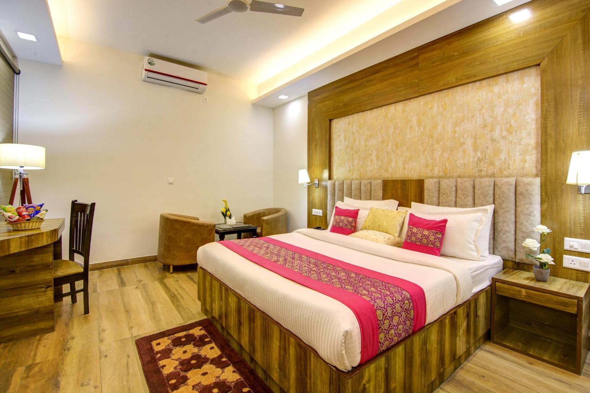 Hotel The Prithvi Near Delhi Airport New Delhi Buitenkant foto