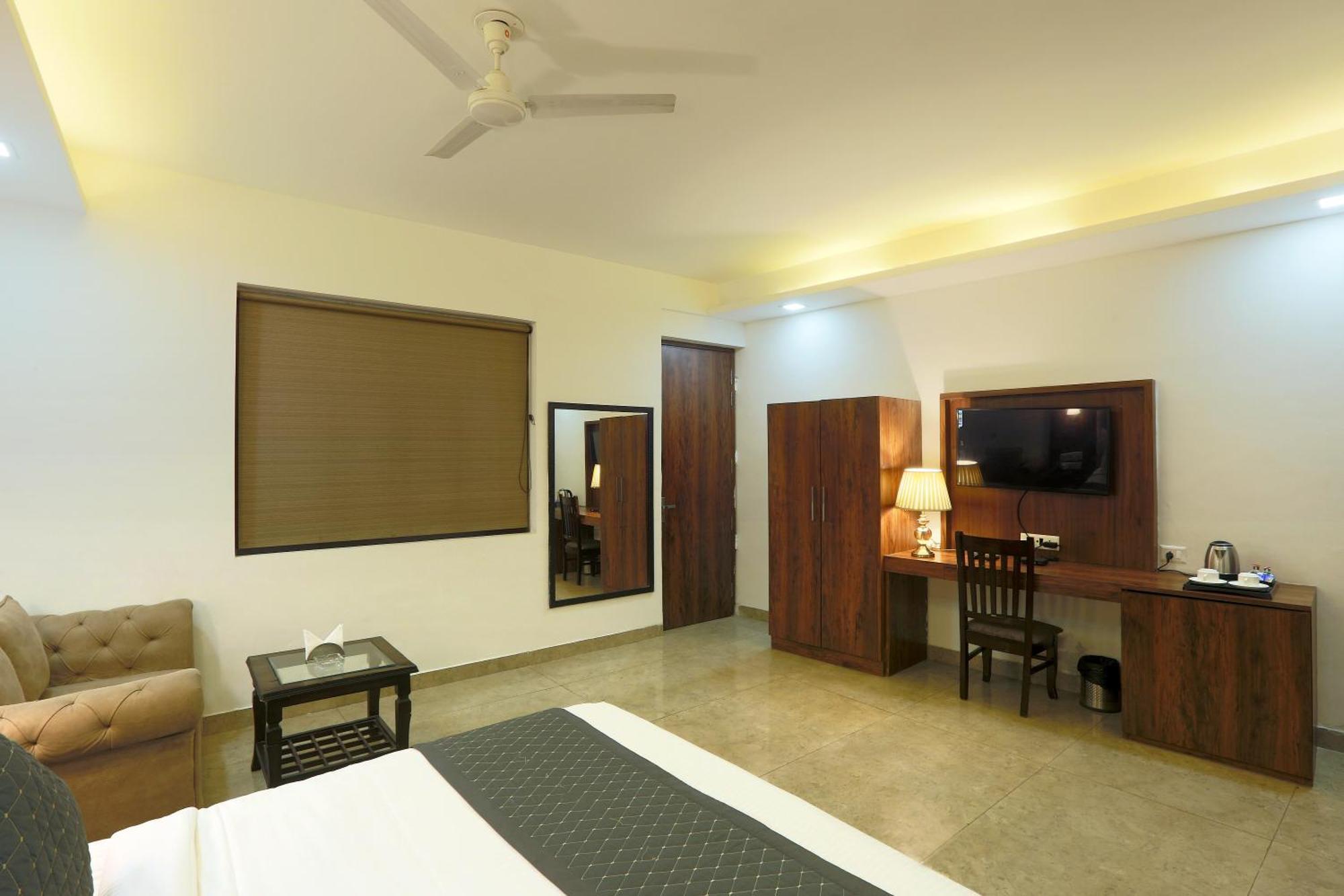 Hotel The Prithvi Near Delhi Airport New Delhi Buitenkant foto